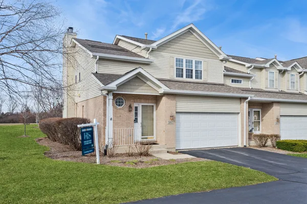 $300,000 | 3912 Pathfinder Lane, Joliet, IL 60544