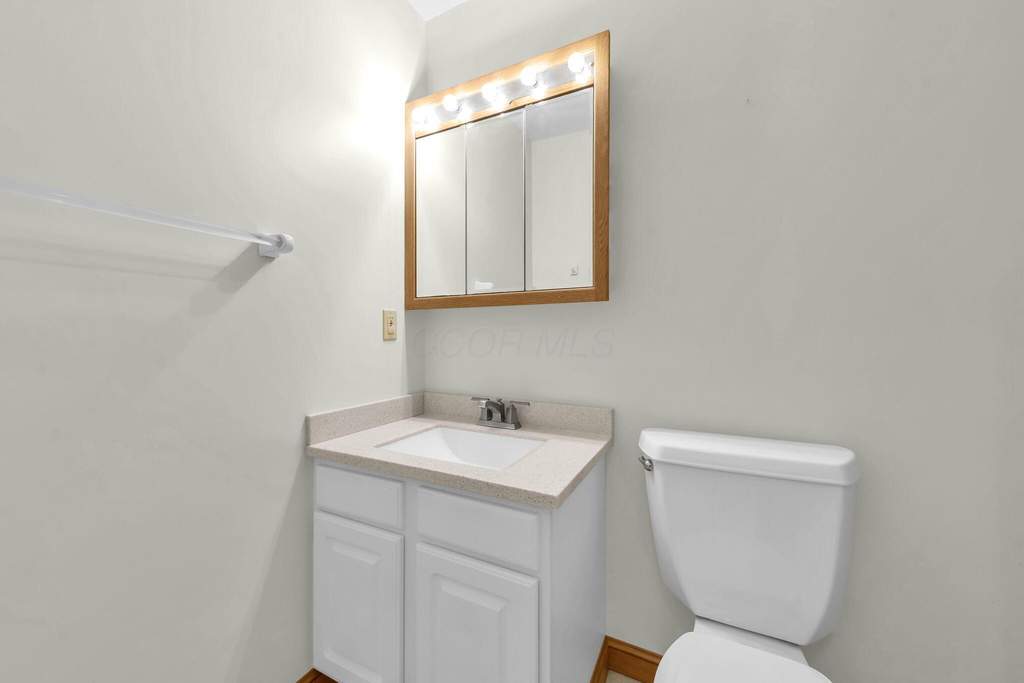 9659 Jug St Road Northwest Pataskala, OH 43062 - Photo 5 of 35 8-web-or-mls-9659-jug-st-rd-nw