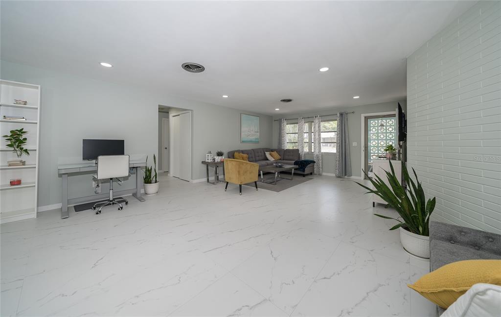 2063 Dunston Cove Road Clearwater, FL 33755 - Photo 11 of 52