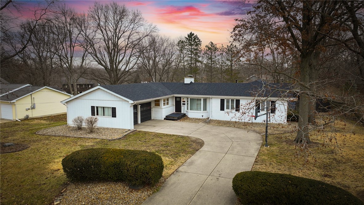 3048 Lake Bluff Drive Decatur, IL 62521 - Photo 1 of 38 Gallery Image 1