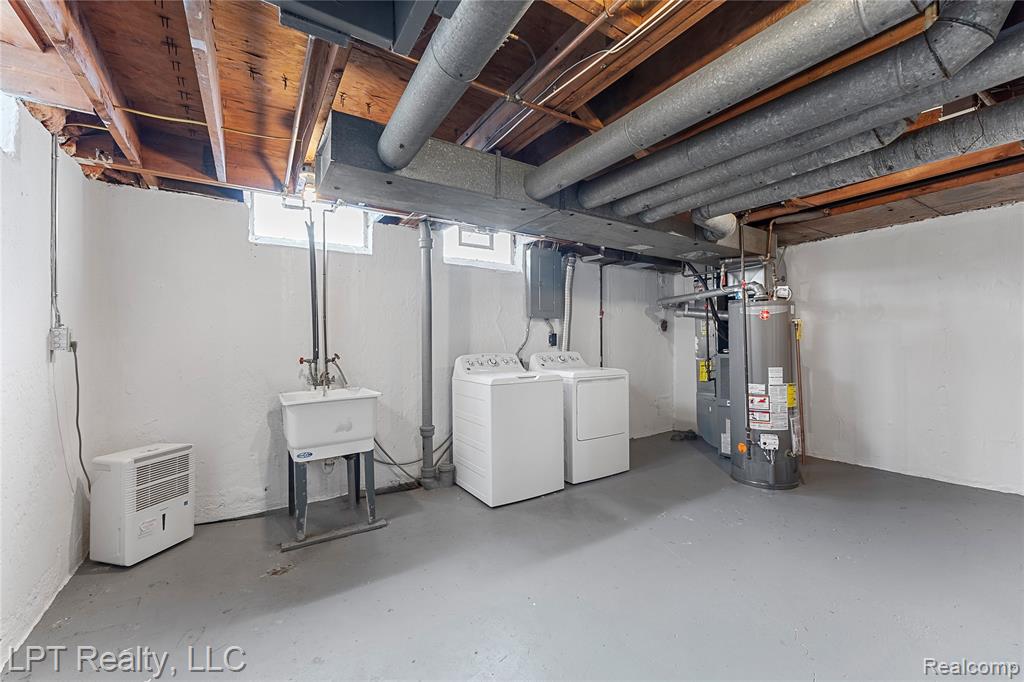 2629 West Road Trenton, MI 48183 - Photo 8 of 10