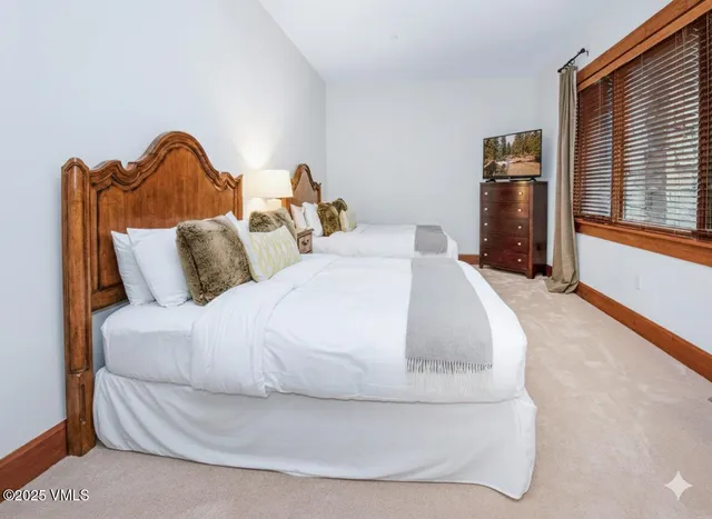 $6,990,000 | 320 Hummingbird Drive, Unit A101, Avon, CO 81620