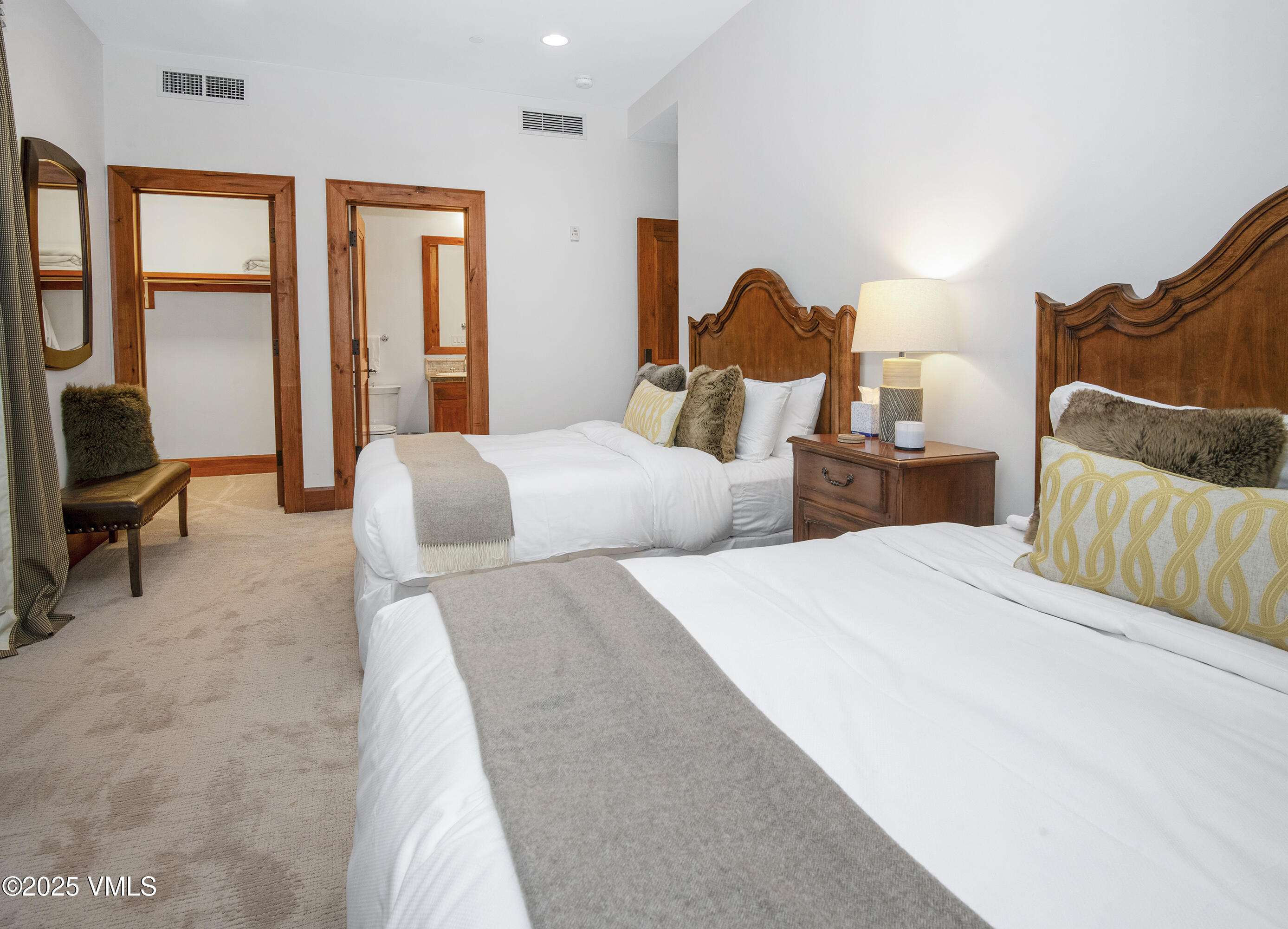 320 Hummingbird Drive, Unit A101 Avon, CO 81620 - Photo 18 of 62 Hummingbird-Ldg-A-101_24