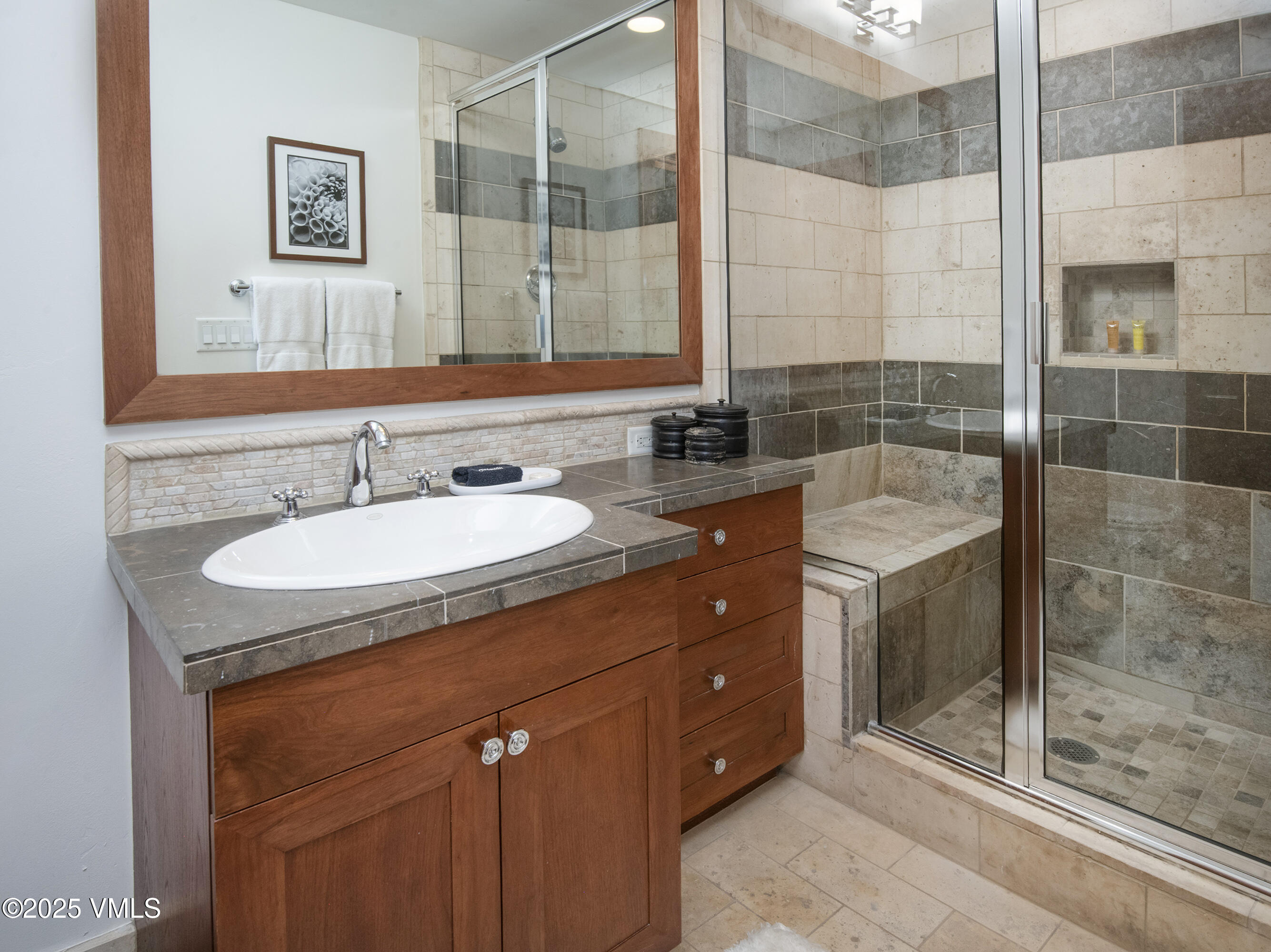 320 Hummingbird Drive, Unit A101 Avon, CO 81620 - Photo 19 of 62 Hummingbird-Ldg-A-101_25