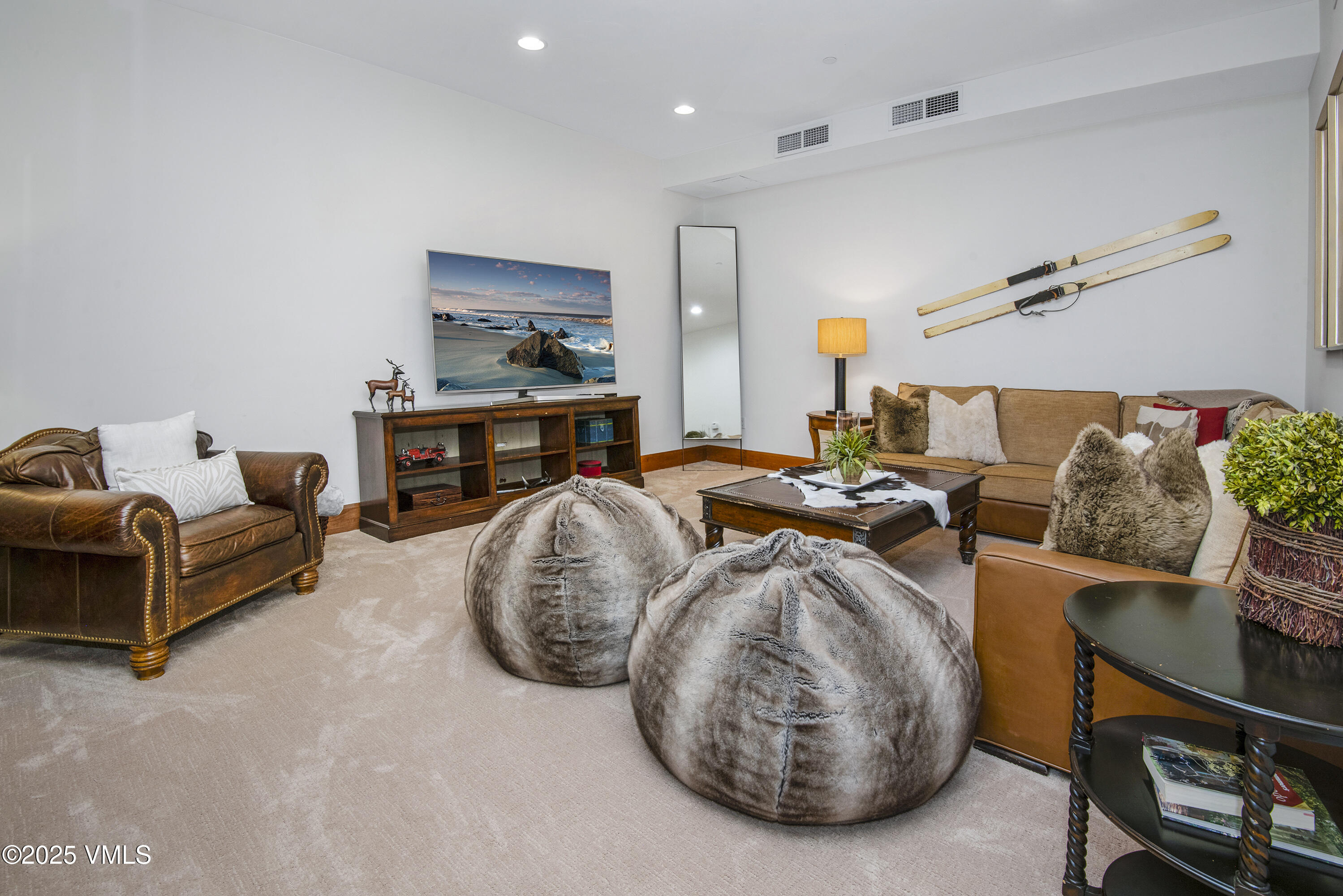 320 Hummingbird Drive, Unit A101 Avon, CO 81620 - Photo 28 of 62 Hummingbird-Ldg-A-101_34