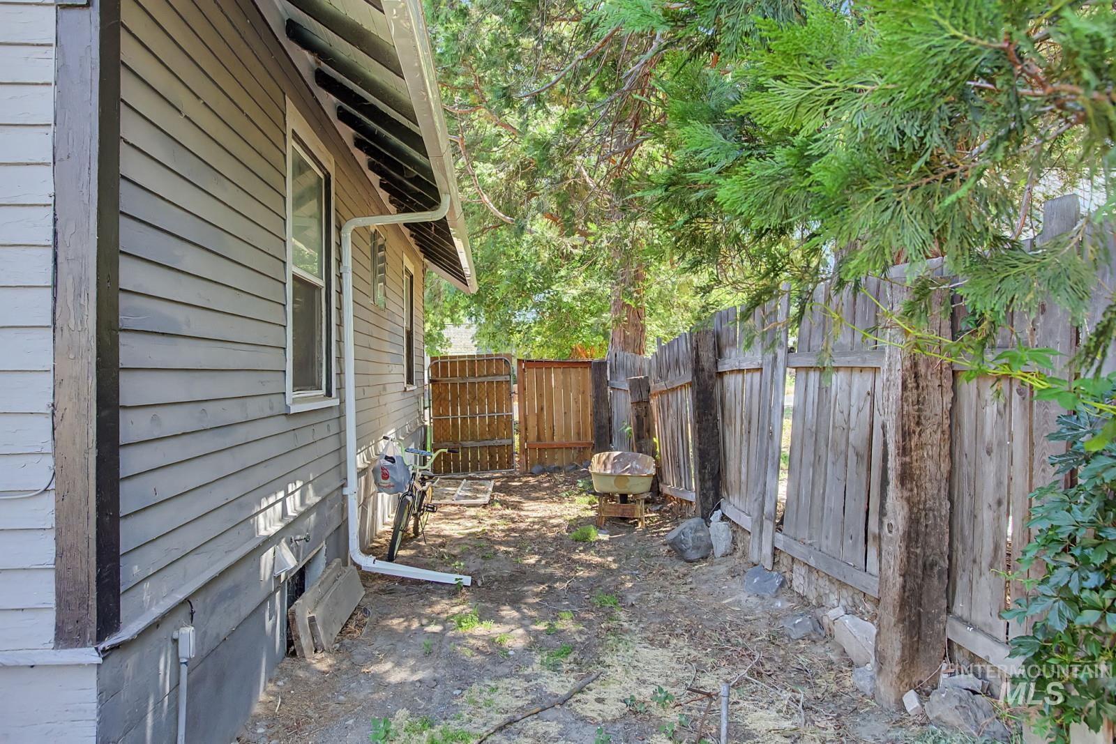 832 11th Street Clarkston, WA 99403 - Photo 40 of 45