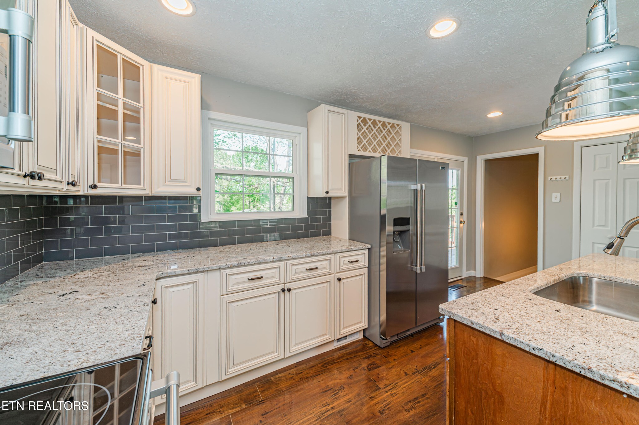 4229 Abercorn Road Knoxville, TN 37921 - Photo 11 of 41 Gallery Image 11