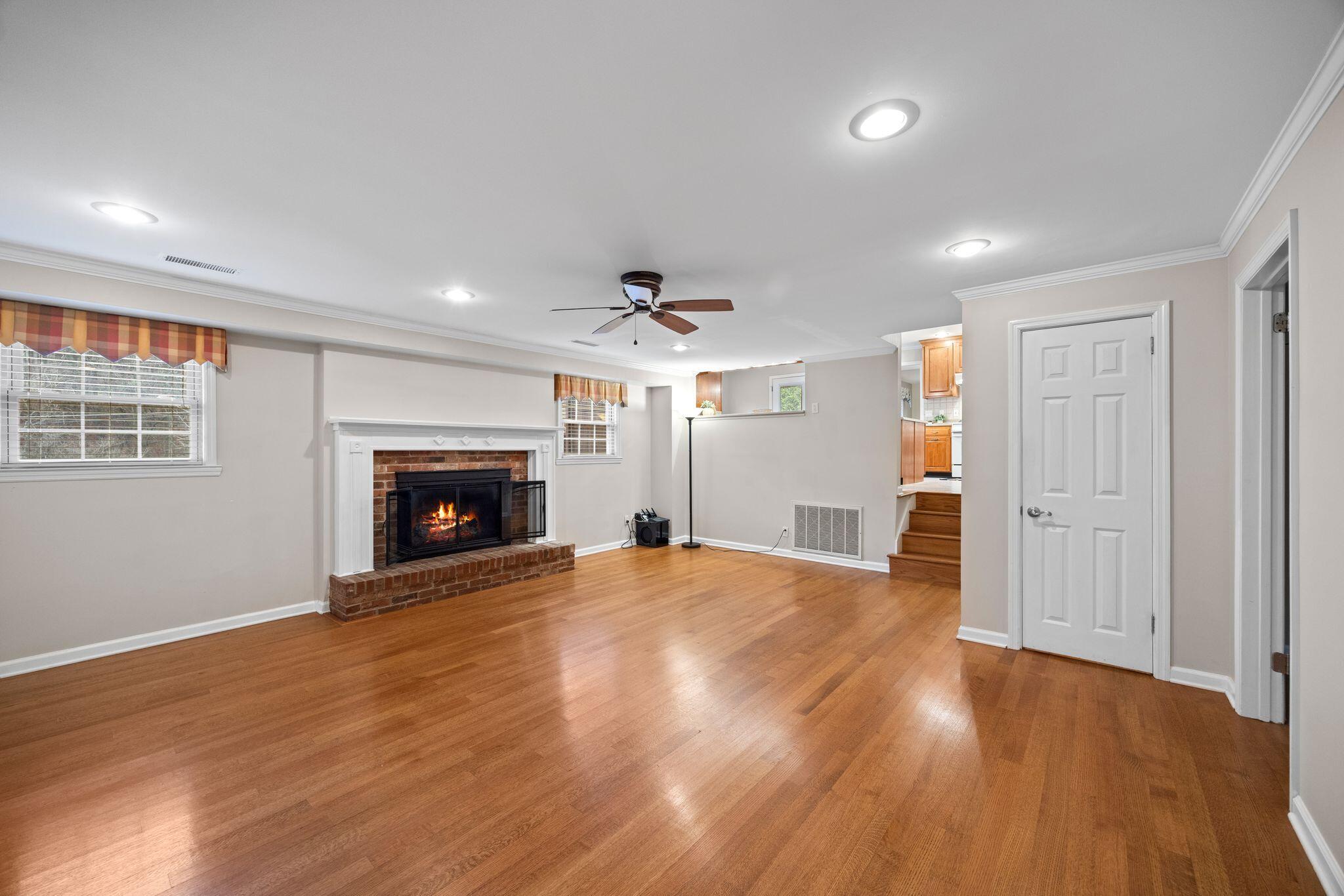 5609 Cold Springs Road Hixson, TN 37343 - Photo 10 of 42 Den