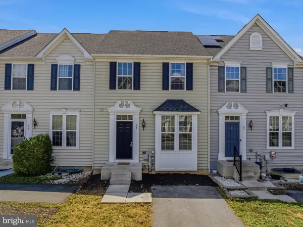 $270,000 | 19 Ontario Drive, Falling Waters, WV 25419