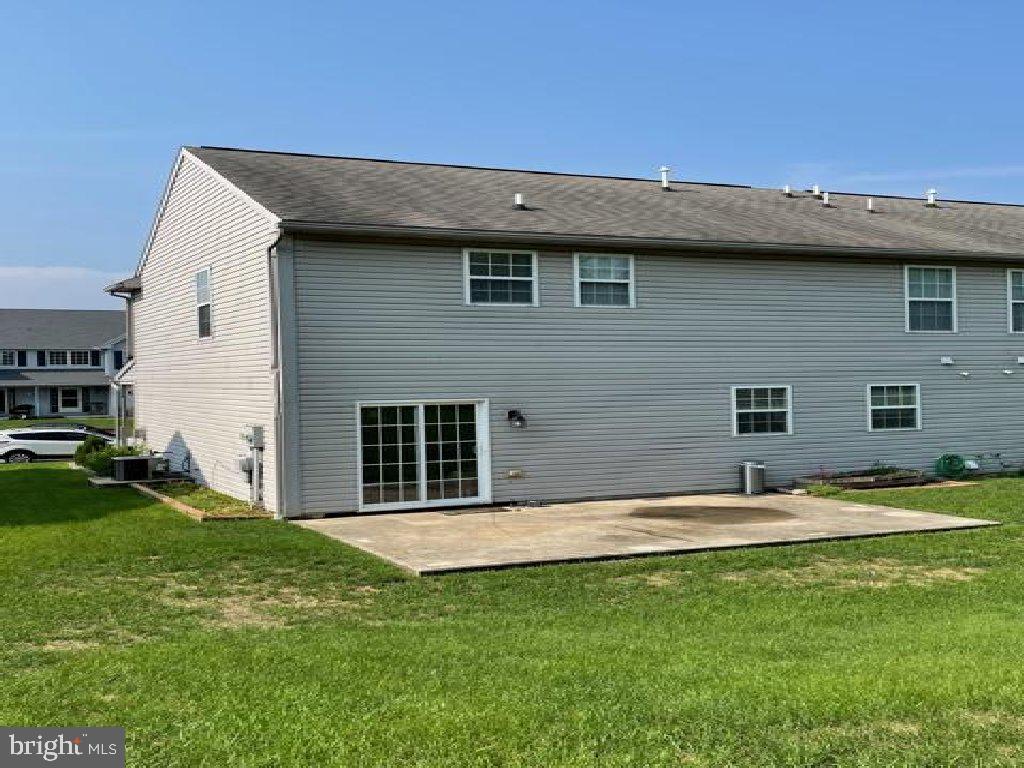 59 Michigan Drive Sinking Spring, PA 19608 - Photo 3 of 18