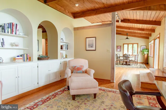 $1,150,000 | 22860 Middle Point Road, Neavitt, MD 21652