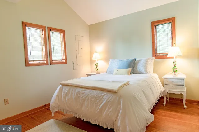 $1,150,000 | 22860 Middle Point Road, Neavitt, MD 21652