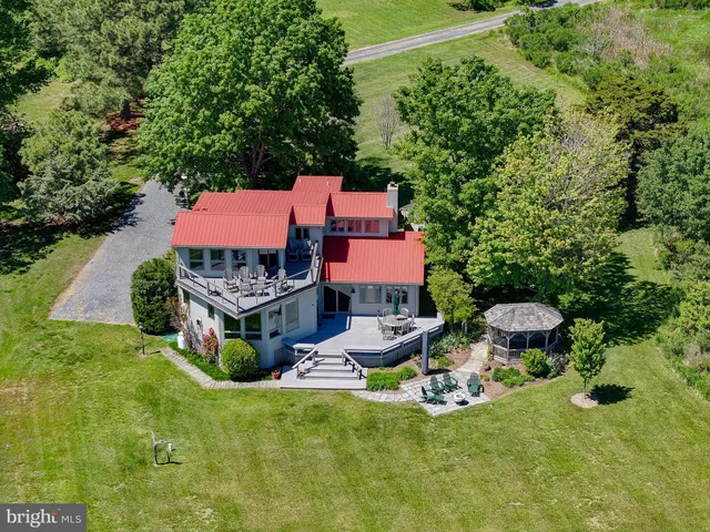 $1,150,000 | 22860 Middle Point Road, Neavitt, MD 21652