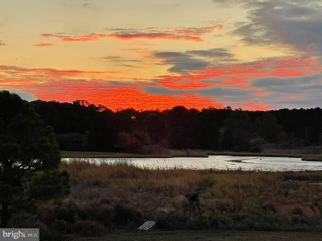 $1,150,000 | 22860 Middle Point Road, Neavitt, MD 21652