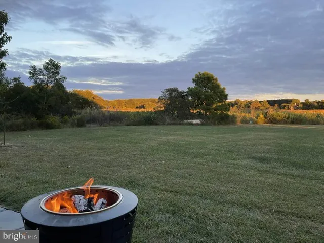 $1,150,000 | 22860 Middle Point Road, Neavitt, MD 21652