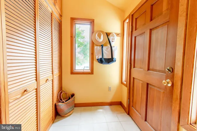 $1,150,000 | 22860 Middle Point Road, Neavitt, MD 21652