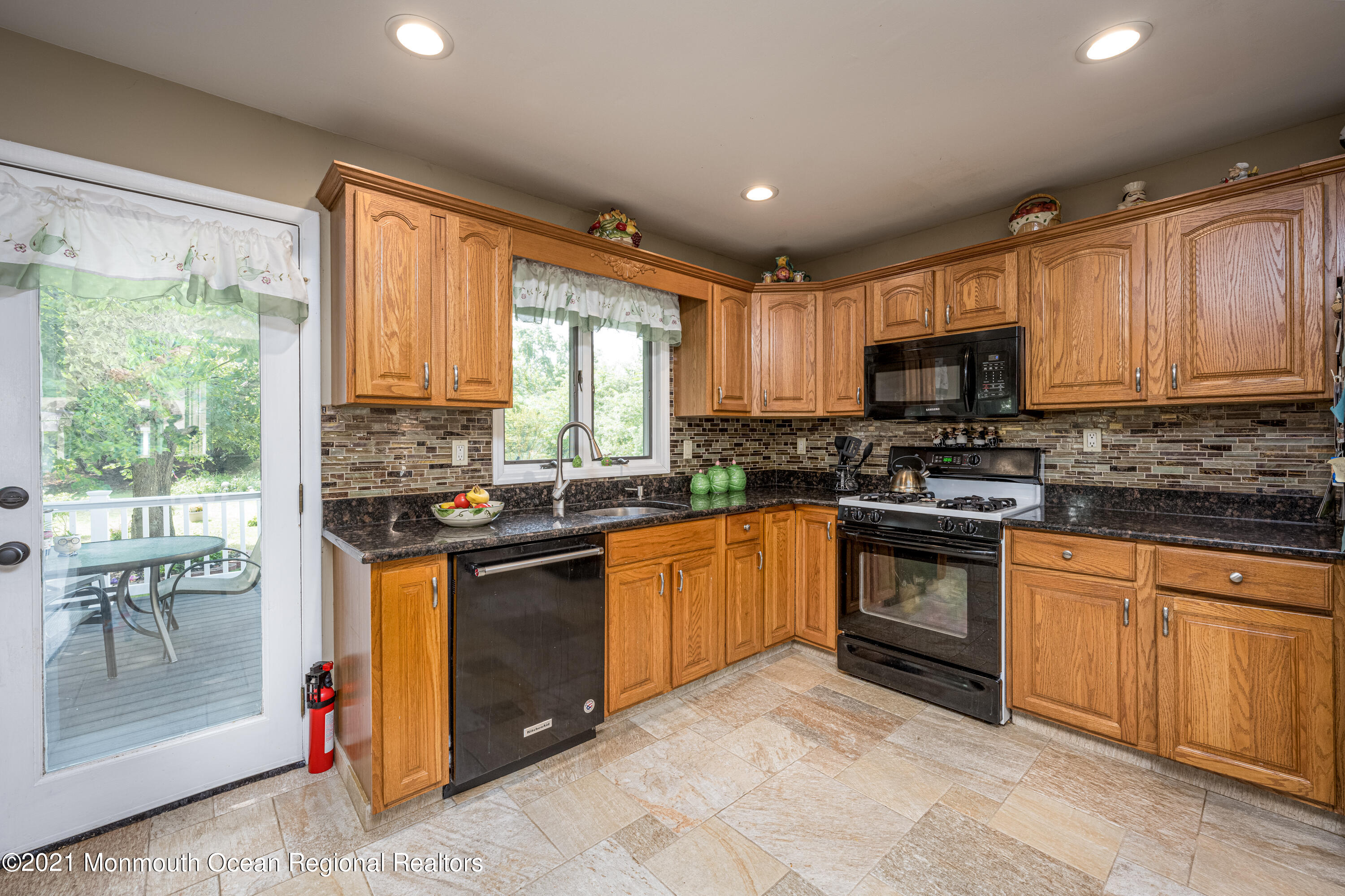55 Westbrook Road Howell, NJ 07731 - Photo 12 of 30 55 Westbrook Rd-24