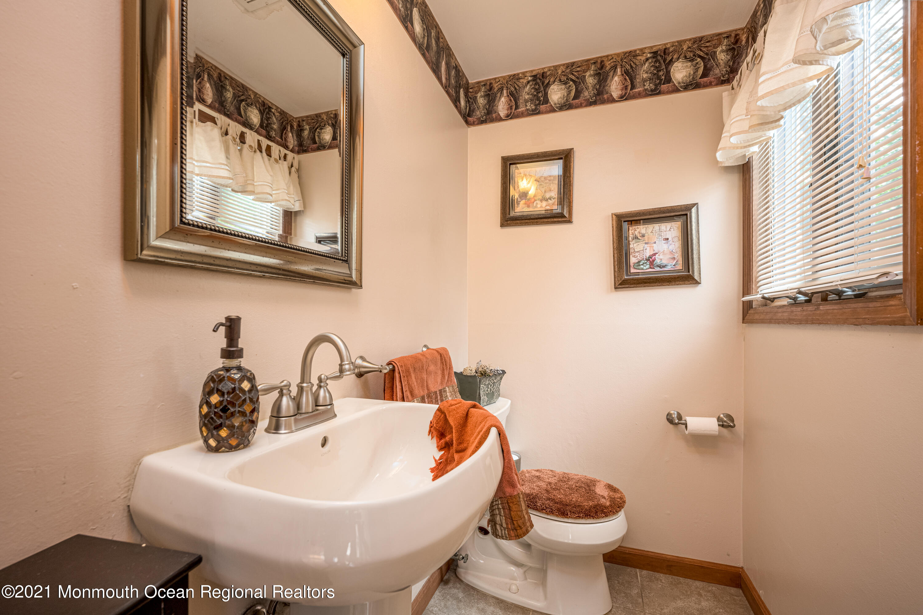 55 Westbrook Road Howell, NJ 07731 - Photo 6 of 30 55 Westbrook Rd-12