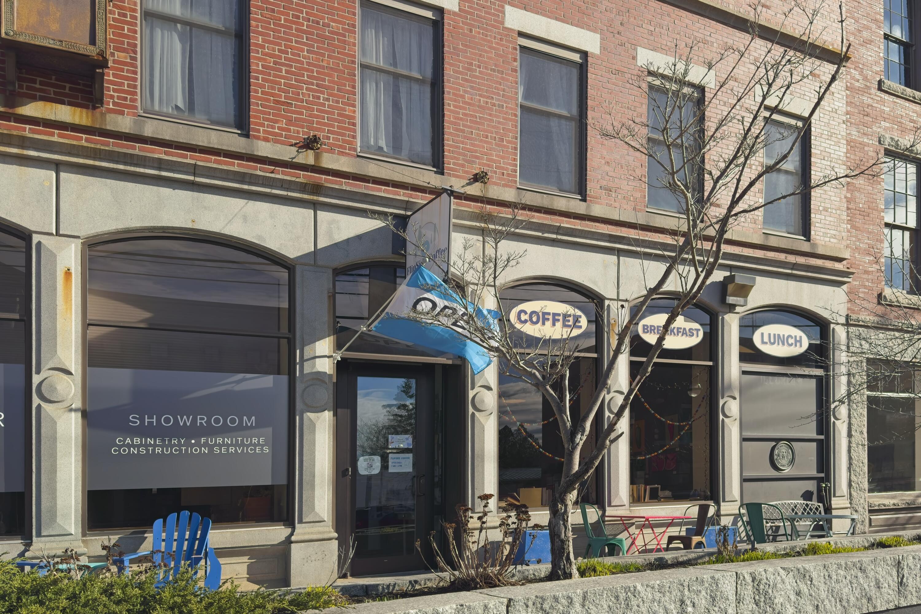 189 Main Street, Thomaston