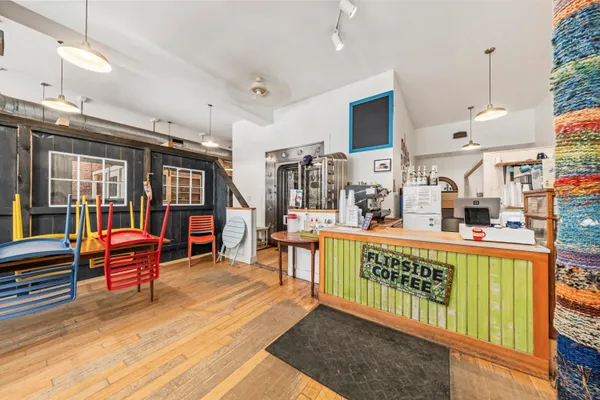 $697,500 | 189 Main Street, Thomaston, ME 04861