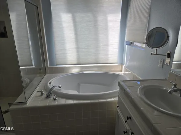 $950,000 | 29047 Ironwood Lane, Saugus, CA 91390