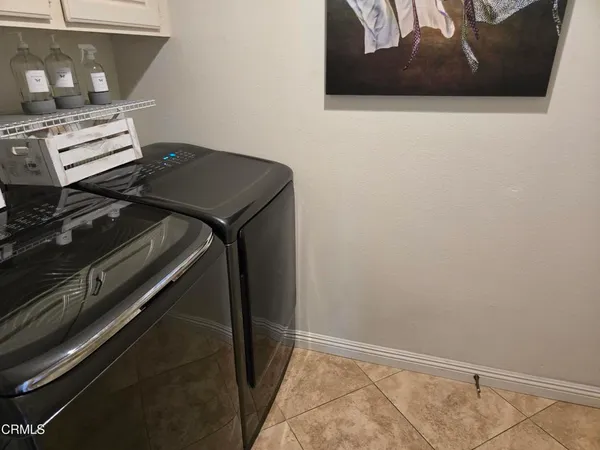 $950,000 | 29047 Ironwood Lane, Saugus, CA 91390