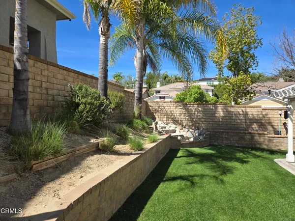 $950,000 | 29047 Ironwood Lane, Saugus, CA 91390