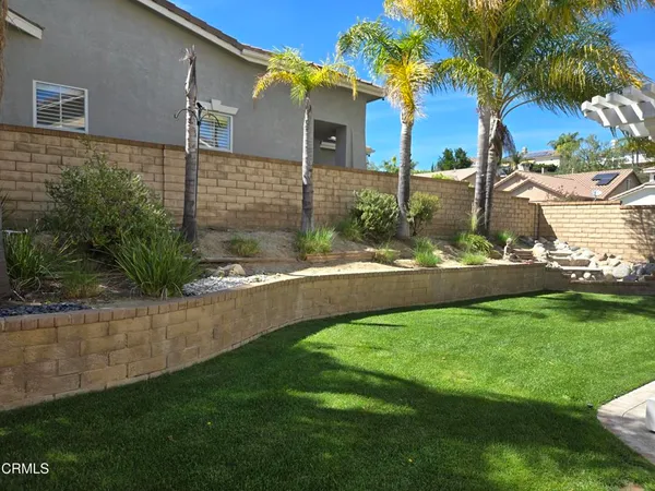 $950,000 | 29047 Ironwood Lane, Saugus, CA 91390