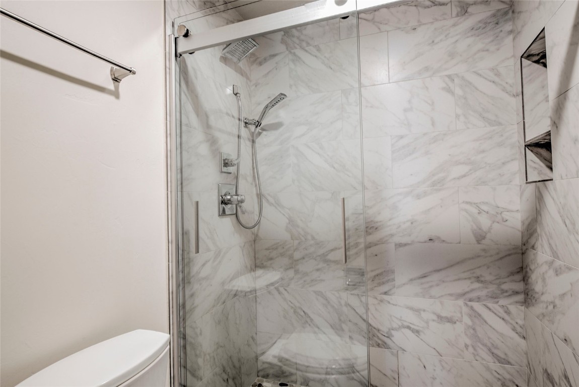 150 Evergreen Road, Unit 106 Dillon, CO 80435 - Photo 10 of 19 a bathroom with a shower and toilet