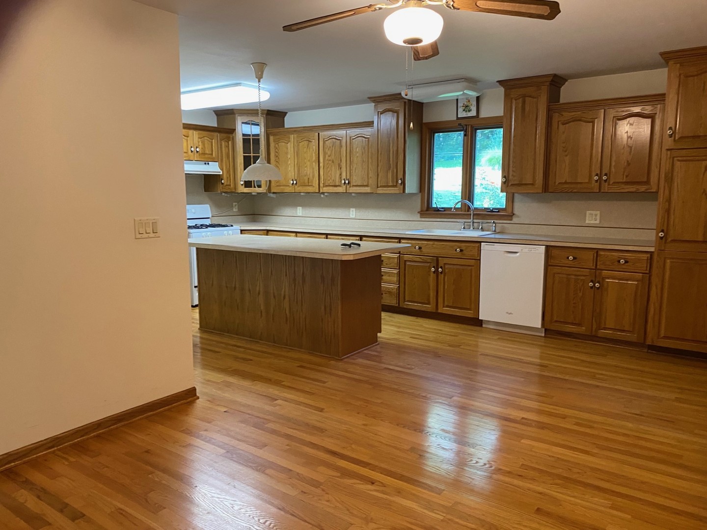 458 North 2599th Road Oglesby, IL 61348 - Photo 11 of 20 Gallery Image 11