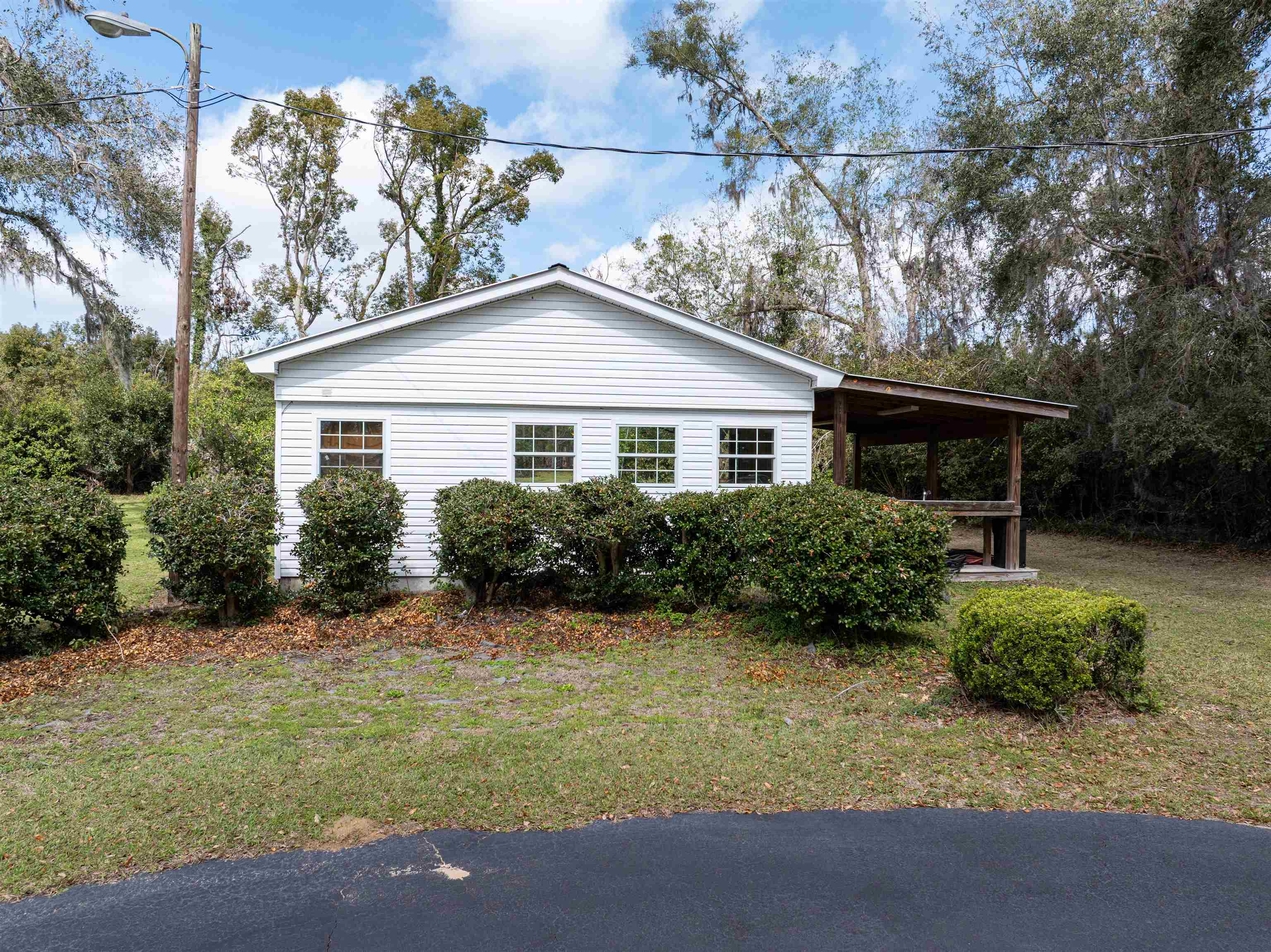 1983 Highway 90 Madison, FL 32340 - Photo 5 of 42