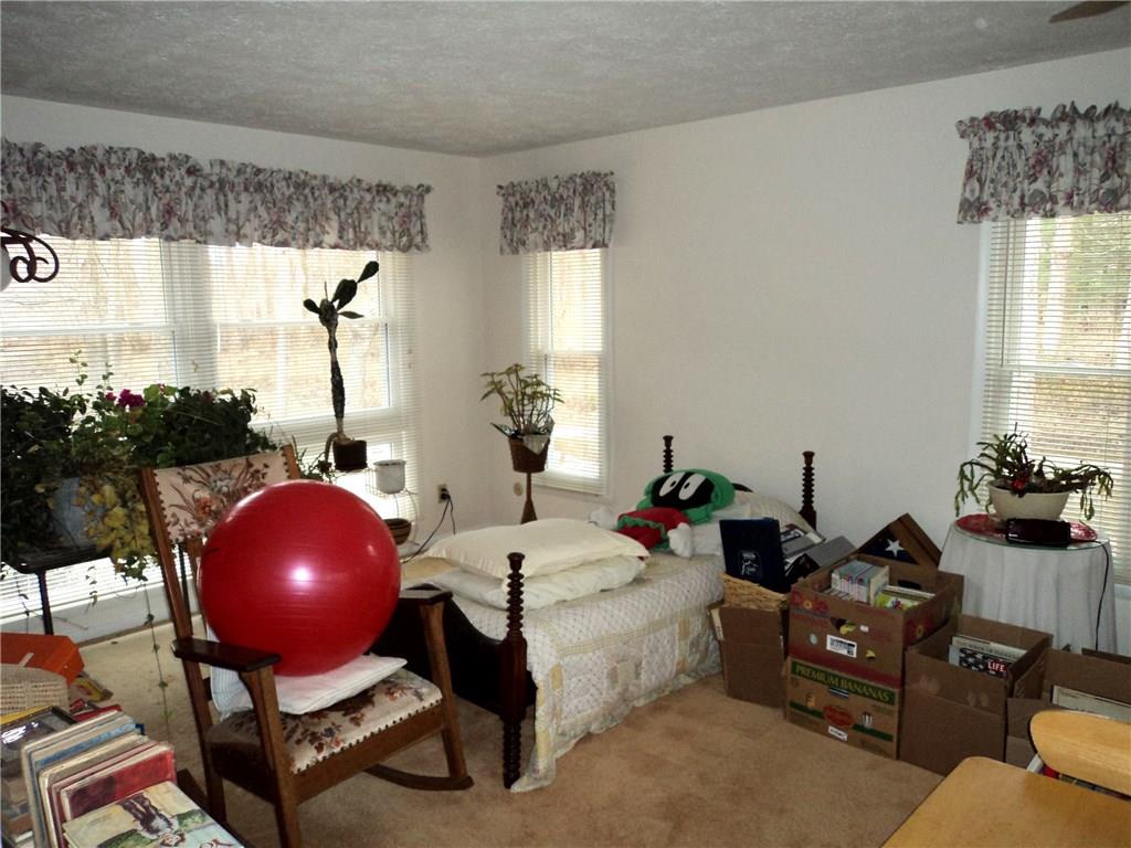 116 North Wolfcreek Road Columbus, IN 47201 - Photo 13 of 24 Gallery Image 13