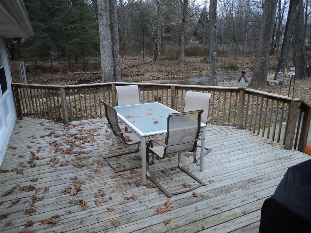116 North Wolfcreek Road Columbus, IN 47201 - Photo 5 of 24 Gallery Image 5