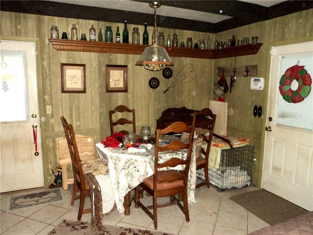 116 North Wolfcreek Road Columbus, IN 47201 - Photo 10 of 24 Gallery Image 10