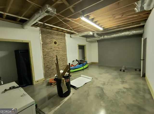 $665,000 | 252 Moore Street, Whitesburg, GA 30185