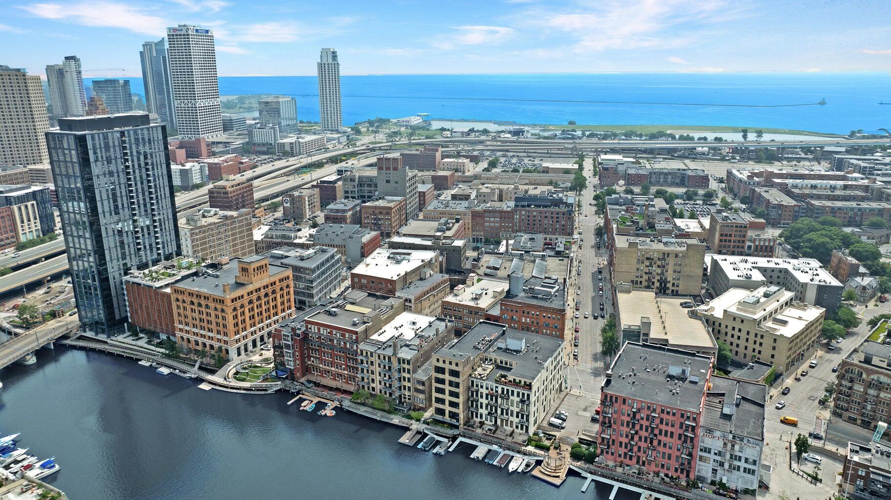 205 North Water Street, Unit 200 Milwaukee, WI 53202 - Photo 23 of 24 River and Lake View