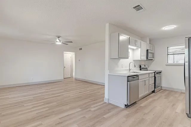 $1,700 | 1201 Southeast 11th Avenue, Mineral Wells, TX 76067