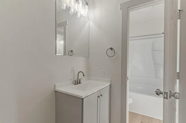 $1,700 | 1201 Southeast 11th Avenue, Mineral Wells, TX 76067