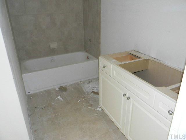 5204 Pomfret Point, Unit LT198 Raleigh, NC 27612 - Photo 20 of 24 Gallery Image 20