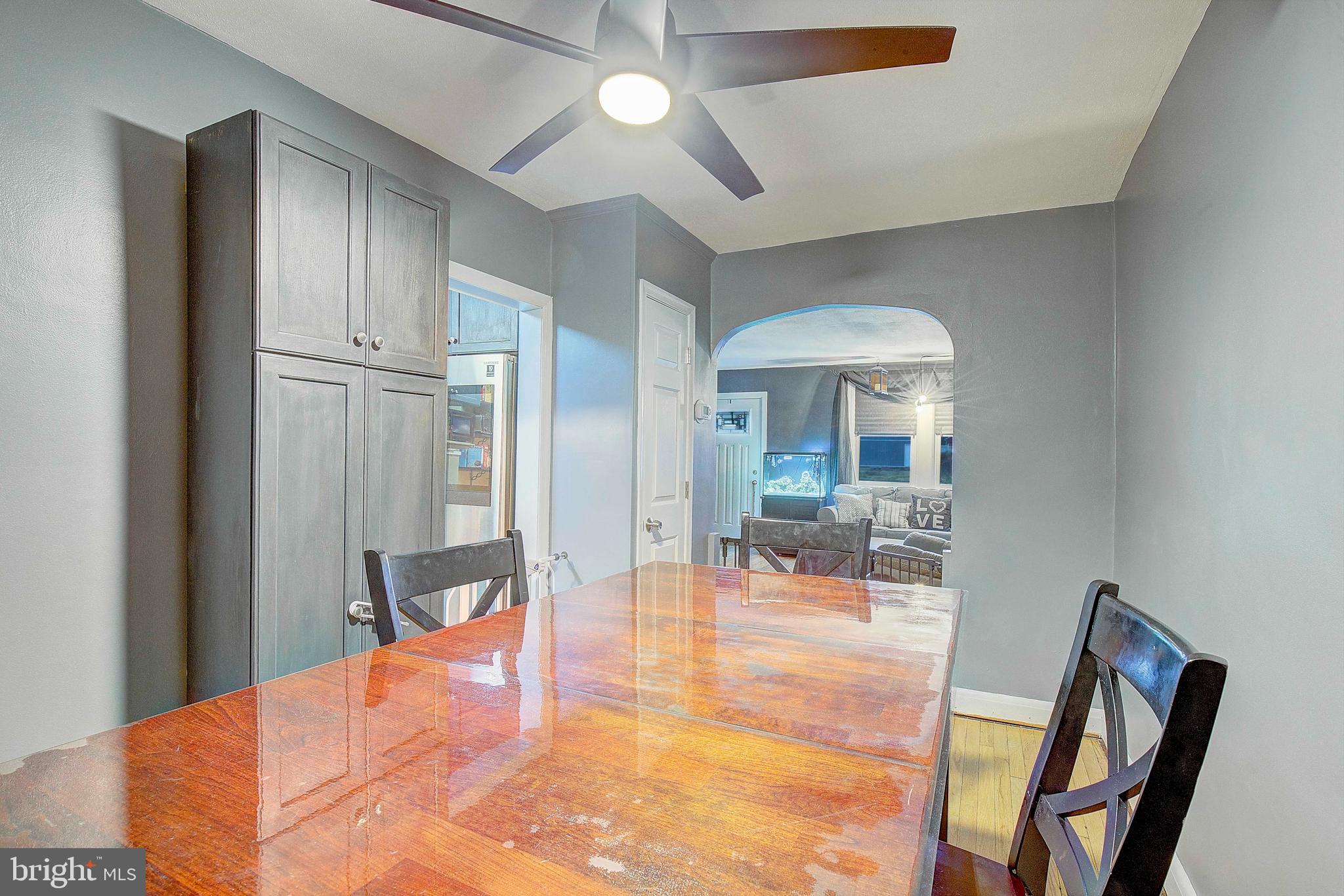 510 Old Riverside Road Brooklyn Park, MD 21225 - Photo 7 of 36 Separate dining area