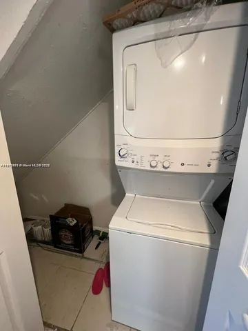 $240,000 | Courtyards at Kendall Condominium, Miami, FL 33173