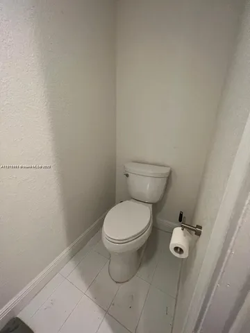 $240,000 | Courtyards at Kendall Condominium, Miami, FL 33173