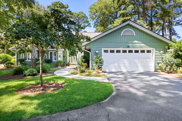 $679,900 | 26 Fairway Drive, Bluffton, SC 29910