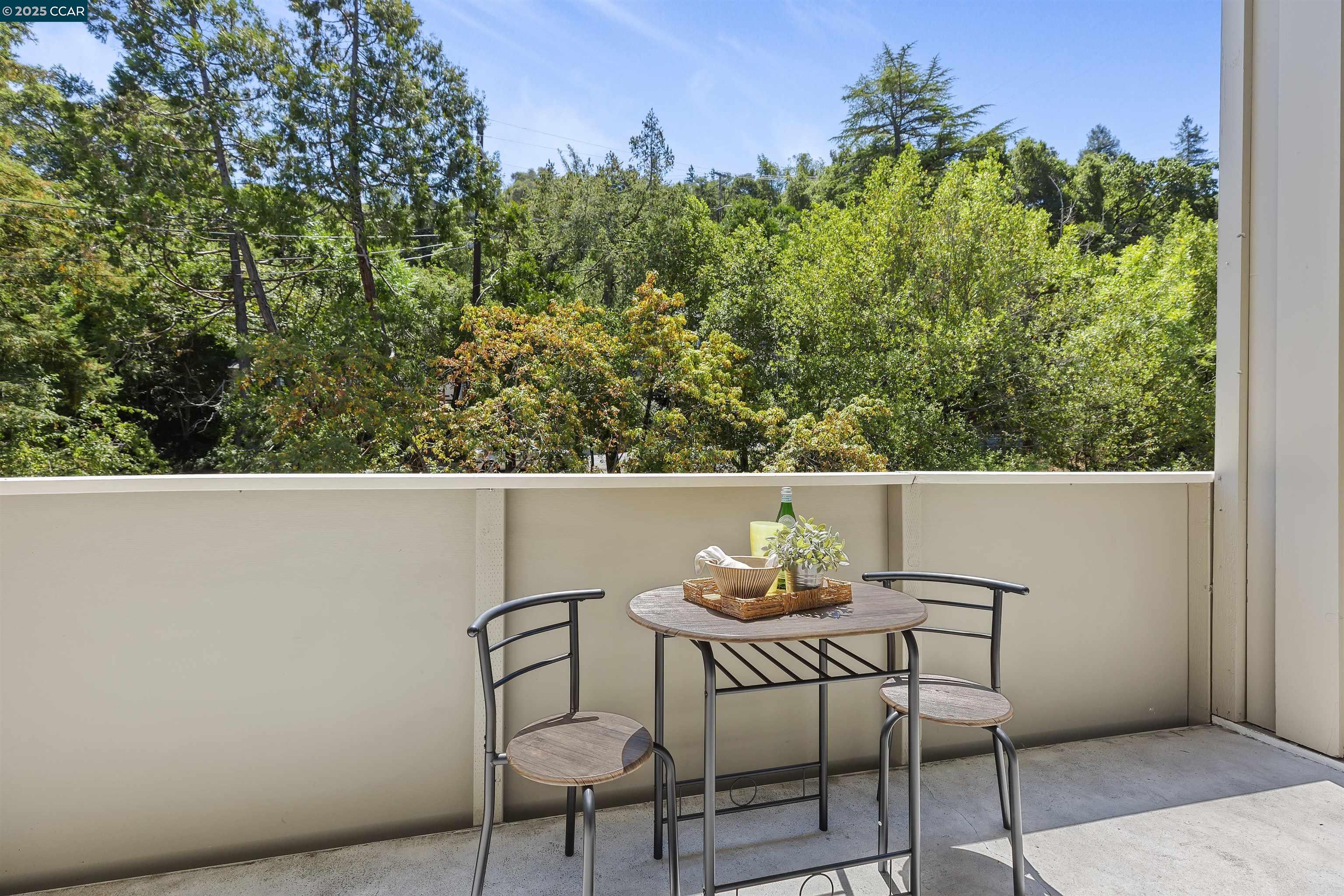 73 Brookwood Road, Unit 9 Orinda, CA 94563 - Photo 5 of 25