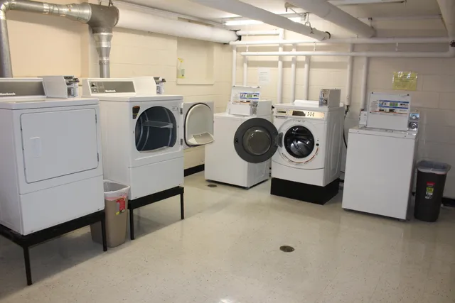 $89,900 | 806 West Michigan Avenue, Unit 32, Jackson, MI 49202