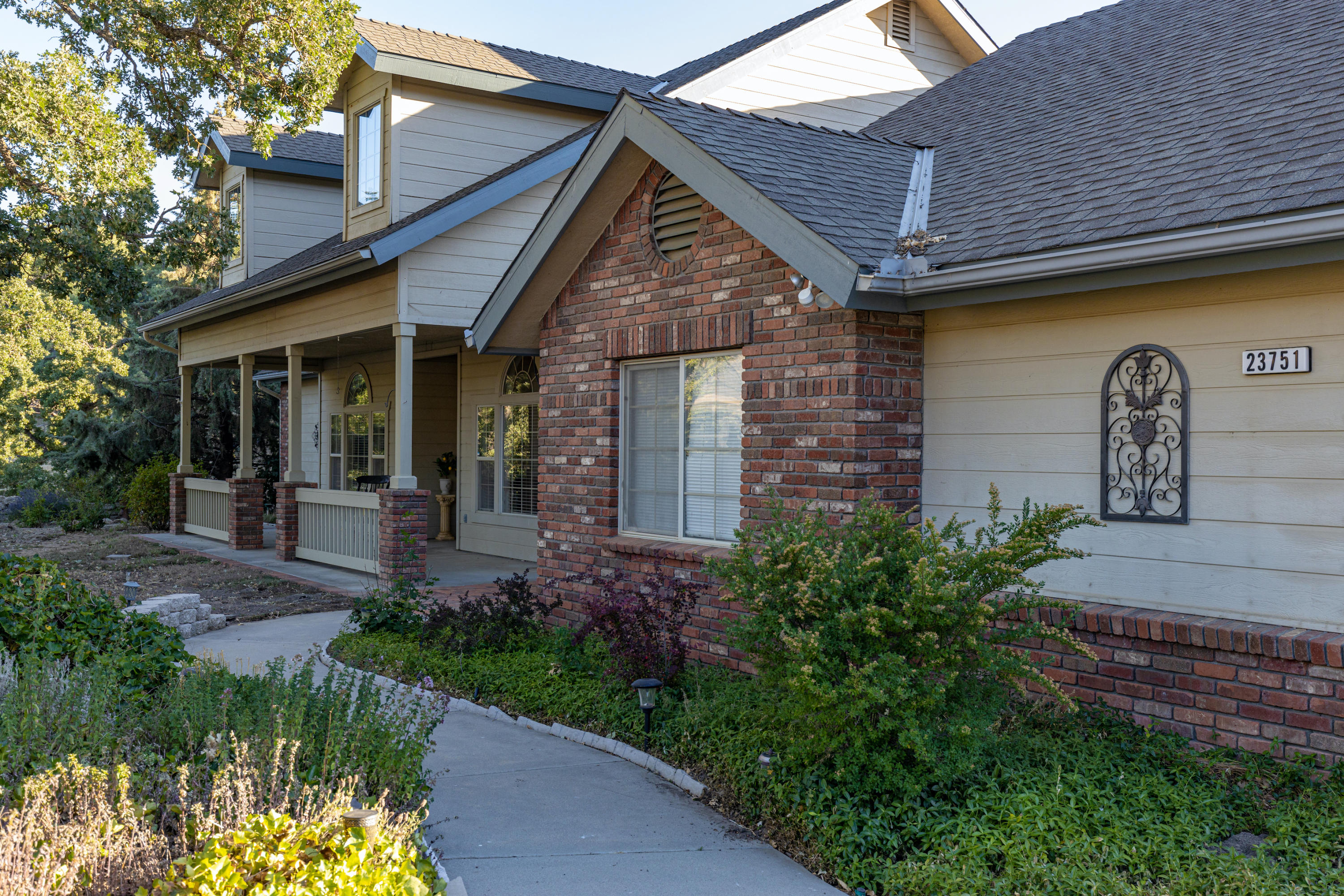 23751 Timberline Way Tehachapi, CA 93561 - Photo 6 of 52 A56A1874
