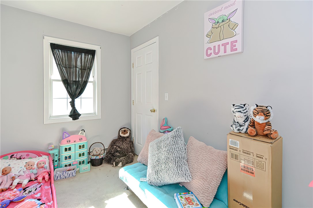 182 Southbridge Road, Unit B Dudley, MA 01571 - Photo 15 of 23