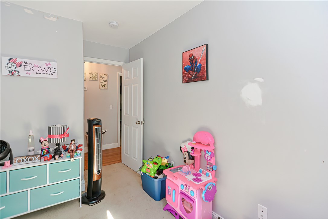 182 Southbridge Road, Unit B Dudley, MA 01571 - Photo 17 of 23