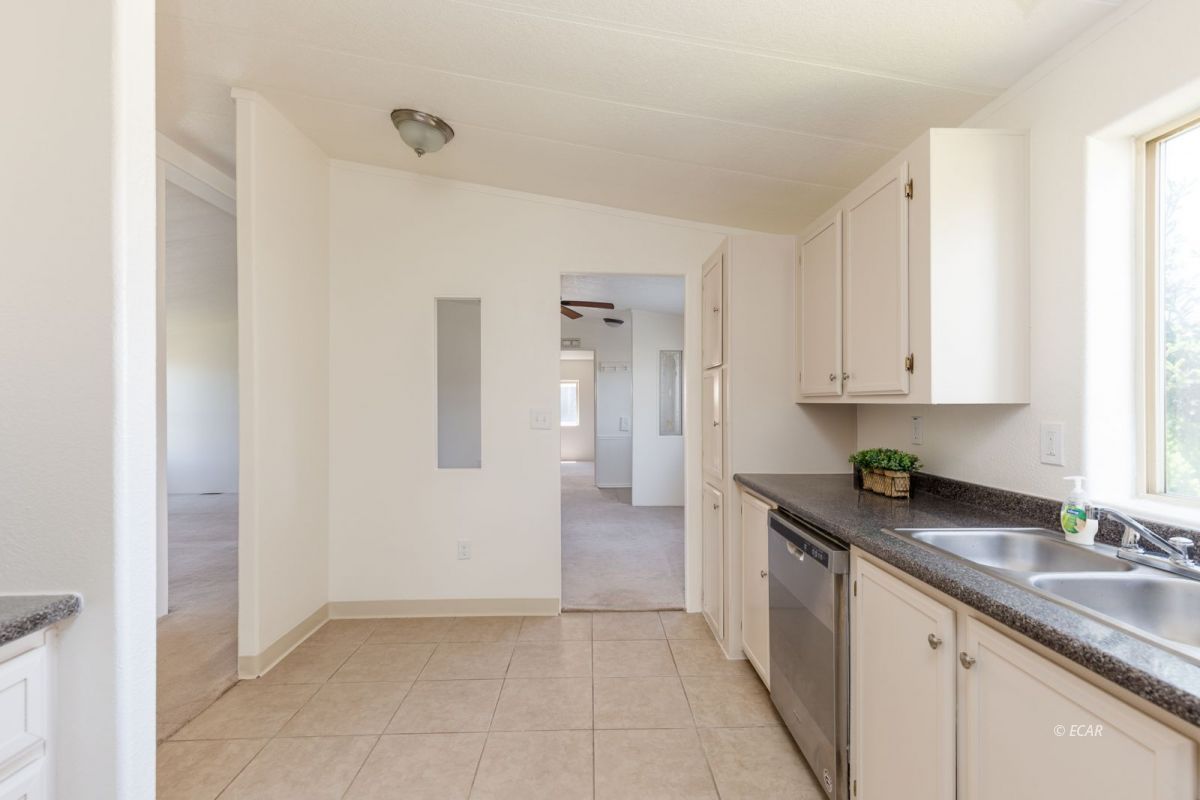 843 Spring Valley Parkway Spring Creek, NV 89815 - Photo 14 of 35 Gallery Image 14