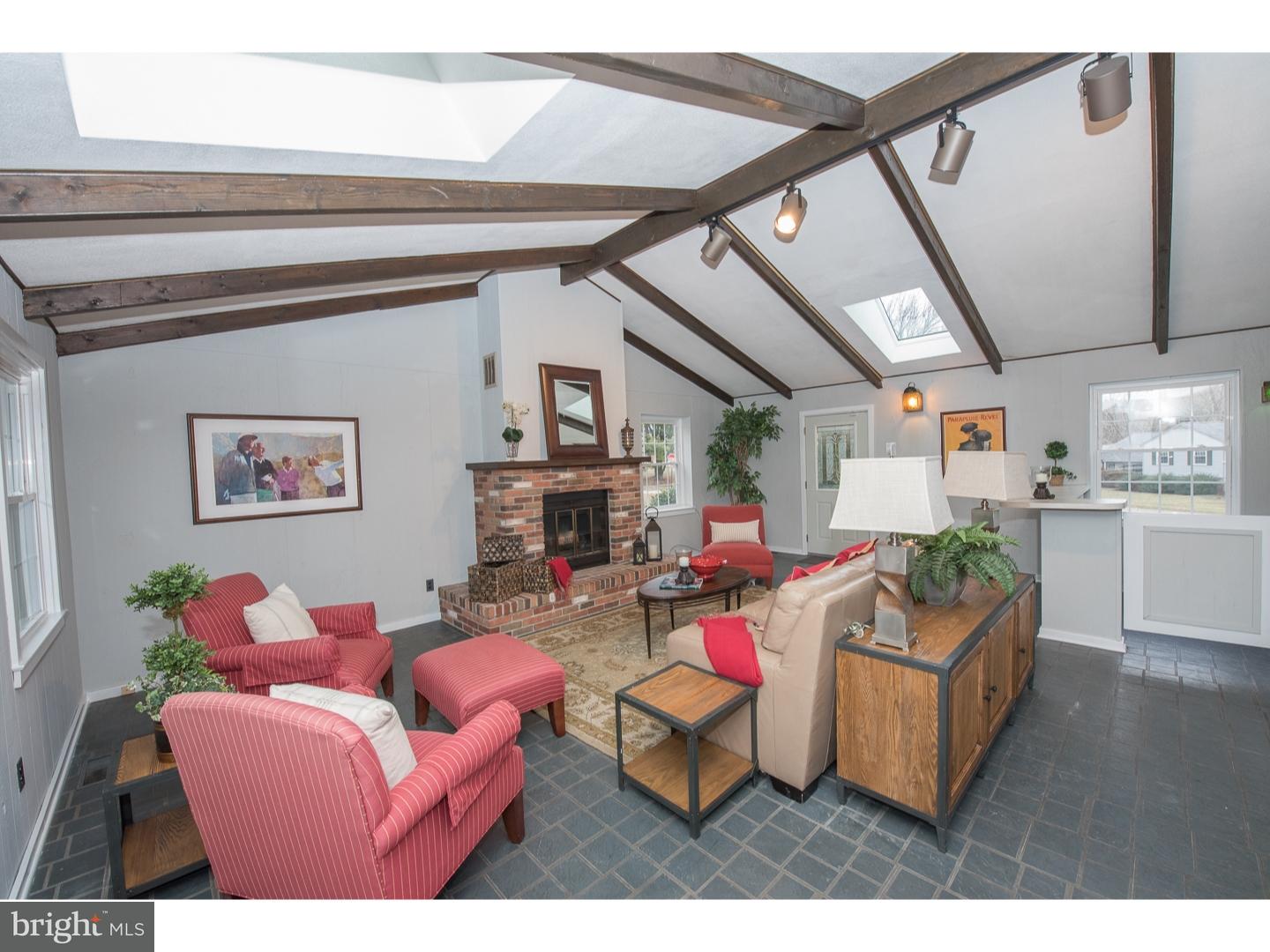339 Strathmore Road Bryn Mawr, PA 19010 - Photo 9 of 25 Gallery Image 9
